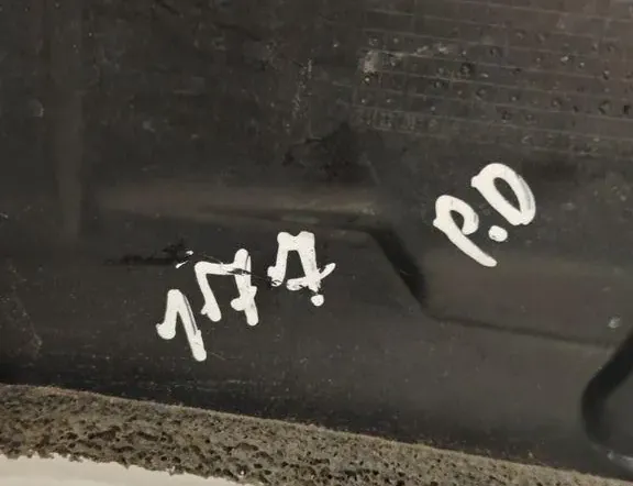 TOYOTA Corolla Verso 1 generation (2001-2009) Отвод воздуха радиатора 538660F010 34044218