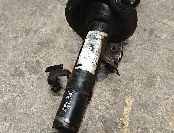 VOLVO V40 Cross Country 1 generation (2012-2020) Front Right Shock Absorber 34043423