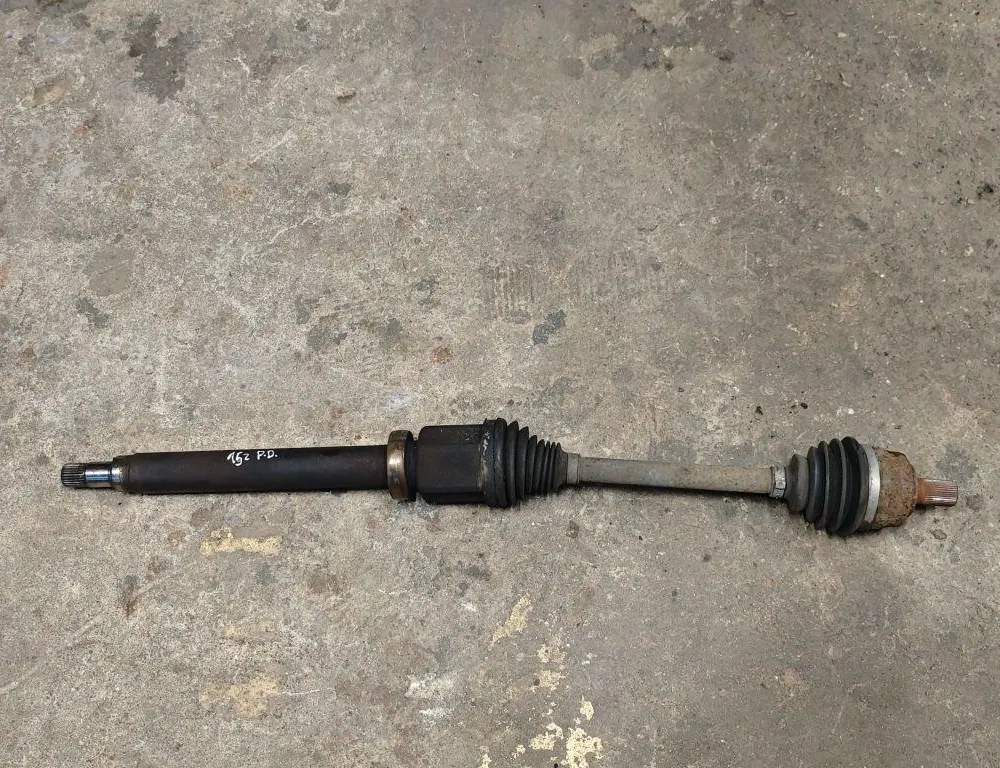 VOLVO V40 Cross Country 1 generation (2012-2020) Front Right Driveshaft 34043421