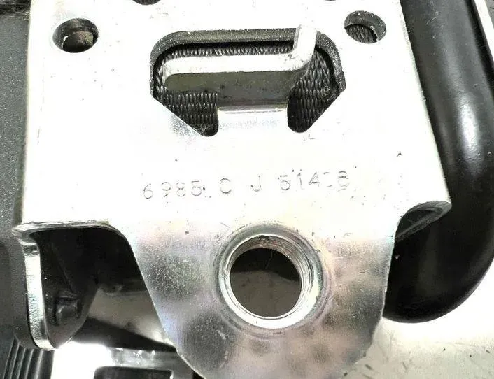 AUDI A4 B7/8E (2004-2008) Front Left Seatbelt 601916200C,221072005,8E0857705F 24739639