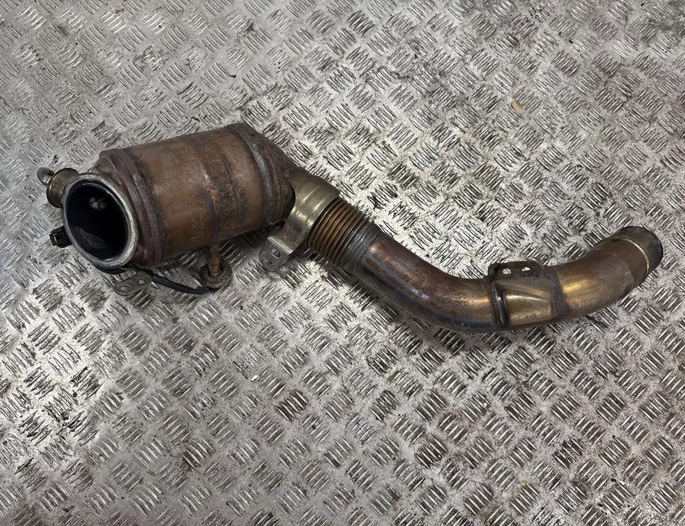 BMW M6 F06/F12/F13 (2012-2018) Catalyst 90602945 34826440