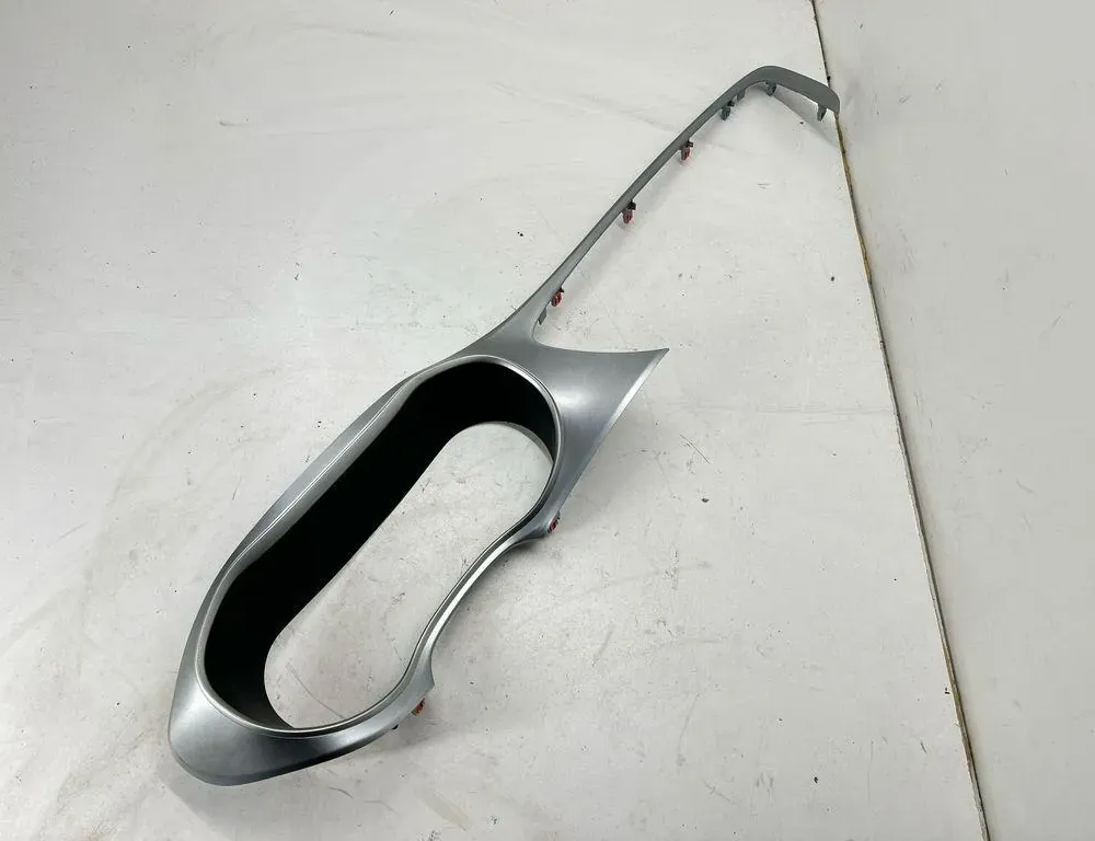 CHRYSLER Pacifica 2 generation (RU) (2016-2023) Instrument Cluster Speedometer Trim 5RL24TRMAD 33362662