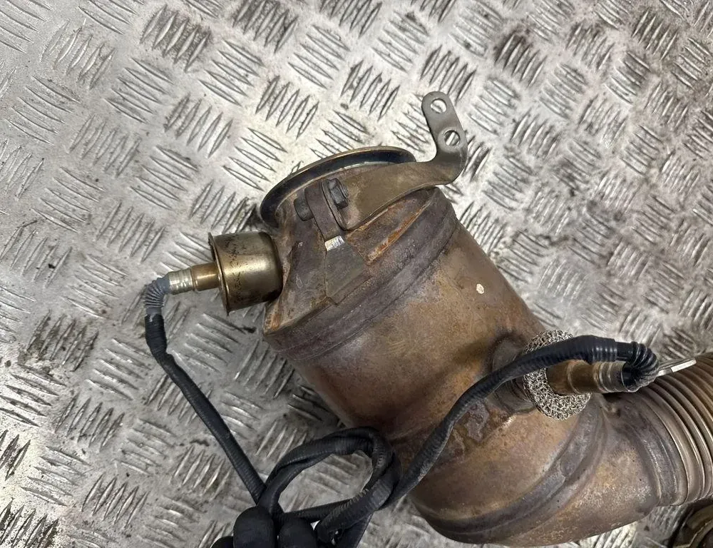 BMW M6 F06/F12/F13 (2012-2018) Catalyst 90602945 34826440