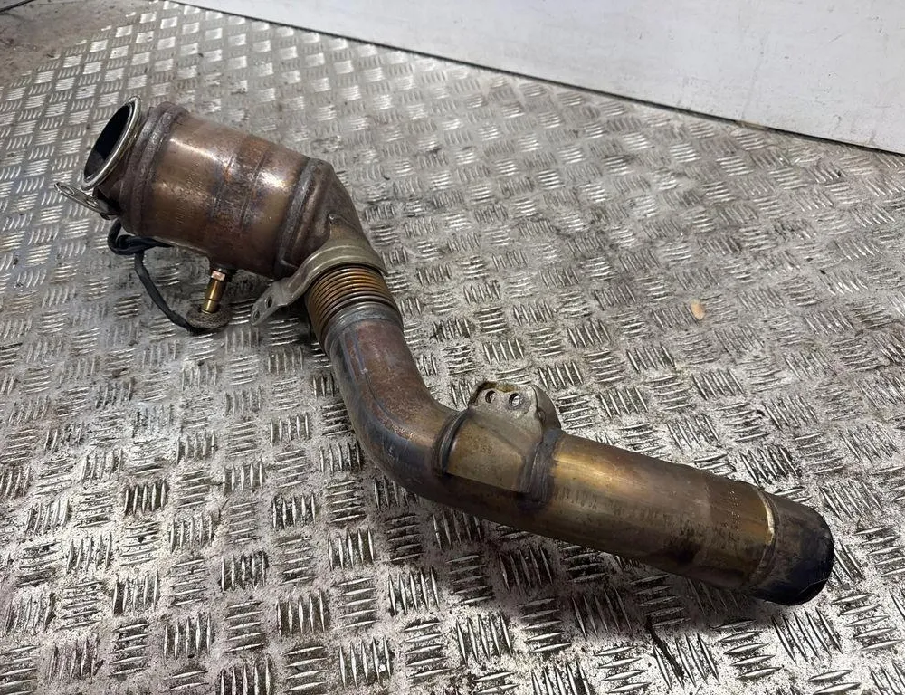 BMW M6 F06/F12/F13 (2012-2018) Catalyst 90602945 34826440