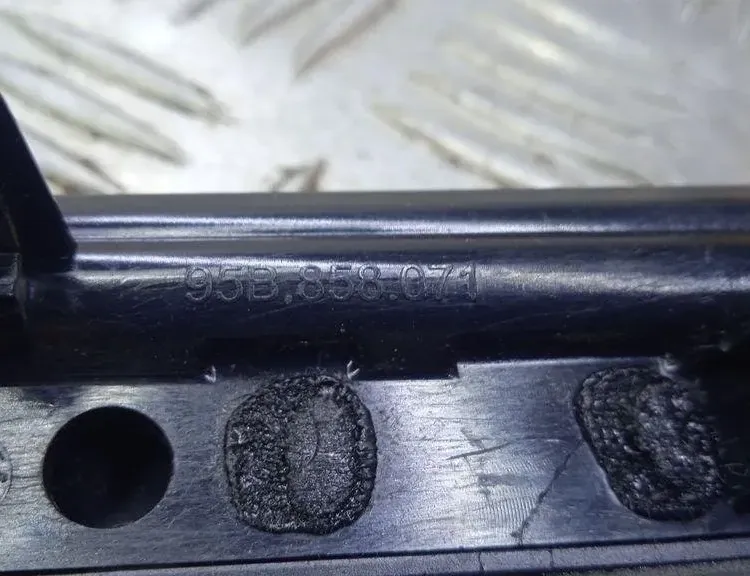 PORSCHE Macan 1 generation (2013-2023) Другие внутренние детали 95B858071 31150786