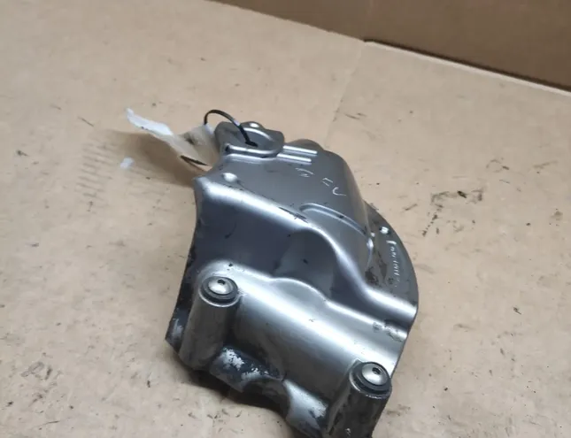 SUZUKI GLADIUS Front sprocket cover guard 1137144H00 25699886