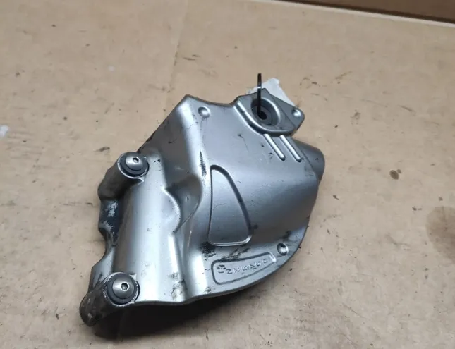 SUZUKI GLADIUS Front sprocket cover guard 1137144H00 25699886