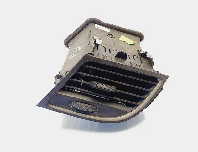 OPEL Zafira C (2012-2016) Вентиляционные отверстия центральной консоли 20885184 31071612