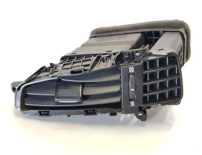 KIA Cee'd 1 generation (2007-2012) Вентиляционные отверстия центральной консоли 808883 31091232