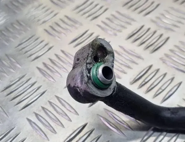 AUDI A4 B5/8D (1994-2001) AC Hose Pipe 8E0260701AH 31097356