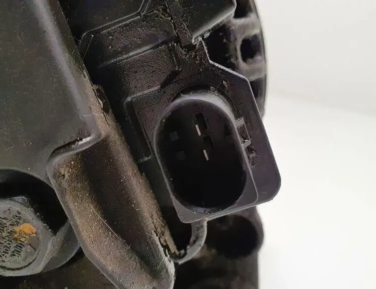 VOLVO S80 1 generation (1998-2006) Генератор 9459093 31105996