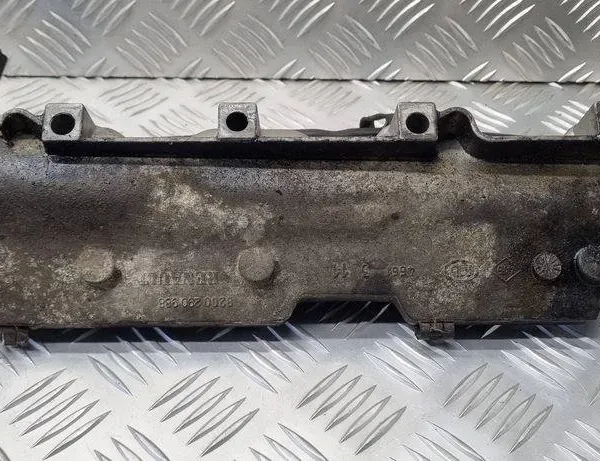 RENAULT Espace 4 generation (2002-2014) Valve Cover 8200290988 31122052