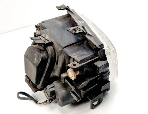 AUDI A4 B5/8D (1994-2001) Front Right Headlight 8D0941004A 34589229