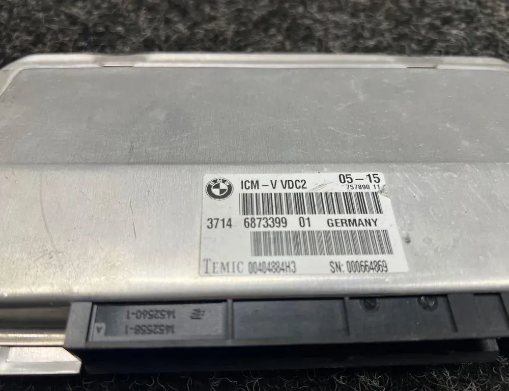 BMW 7 Series F01/F02 (2008-2015) Active suspension control unit 37146873399,6873399 34077630