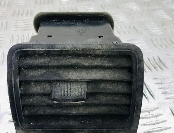 VOLKSWAGEN Golf 5 generation (2003-2009) Dashboard Air Vents 1K0819709 31816273