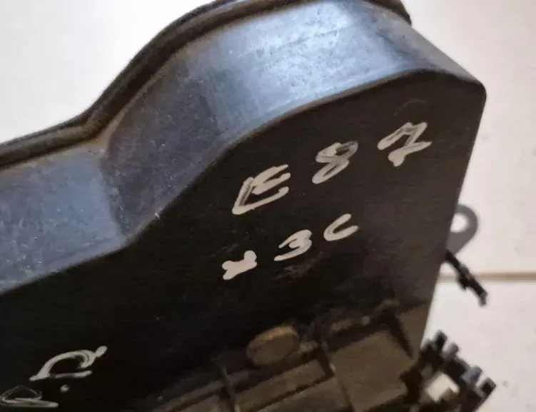 BMW 1 Series E81/E82/E87/E88 (2004-2013) Front Right Door Lock 7167074 33602283