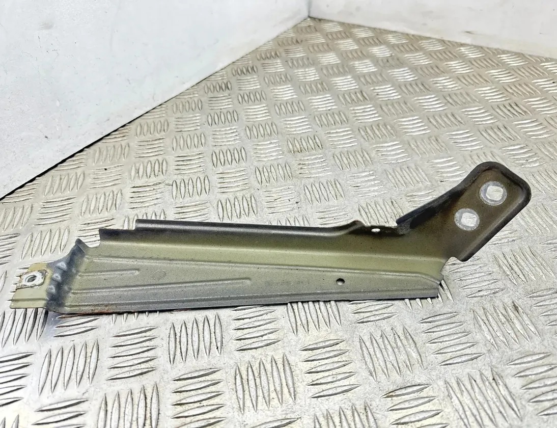 BMW X3 F25 (2010-2017) Front Left Fender Holder 07708 27893947