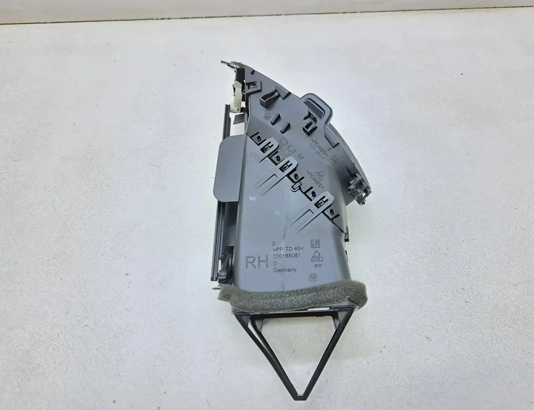 OPEL Zafira C (2012-2016) Вентиляционные отверстия центральной консоли 13427381 27899584