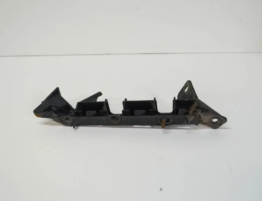 SEAT Ibiza 4 generation (2008-2017) Front Right Bumper Bracket 6J0807184 13663344