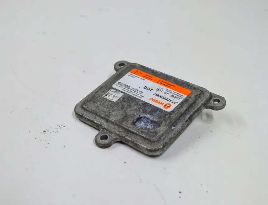 TESLA Model S 1 generation (2012-2024) Xenon Light Control Unit A71154400DG 17566053