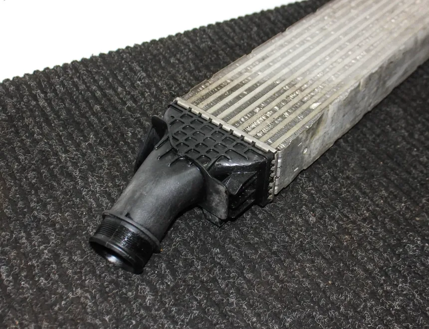 AUDI A4 B9/8W (2015-2024) Intercooler Radiator 8W0145805Q 28530539