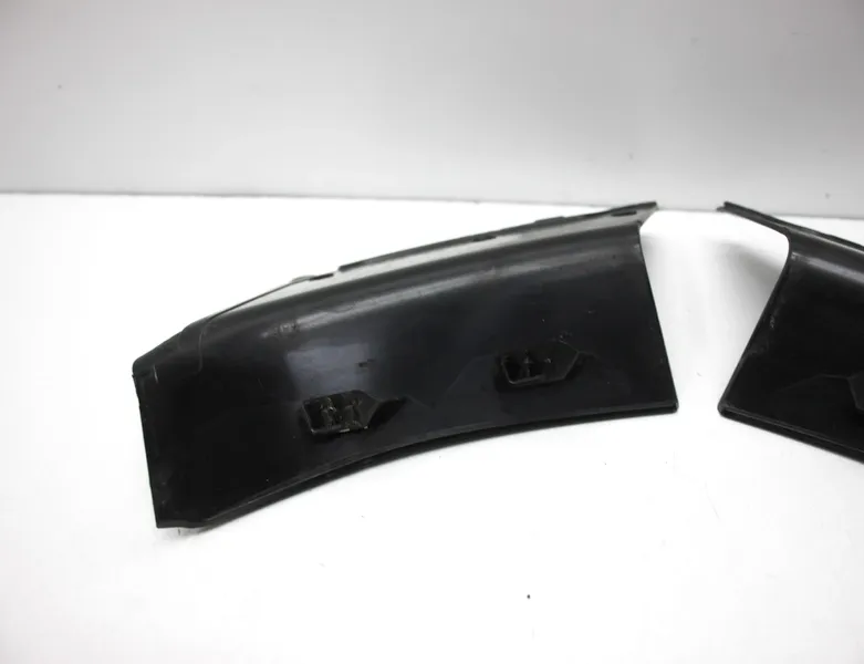 PORSCHE Macan 1 generation (2013-2023) Облицовка заднего правого фонаря 95B945309F,95B945310F 34354537