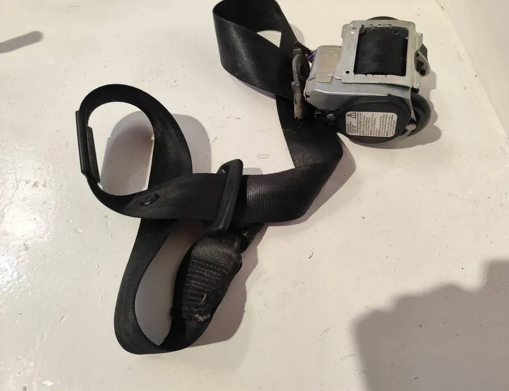 AUDI A4 B7/8E (2004-2008) Front Left Seatbelt 116122004,8E0857705F,601916200C 35890565