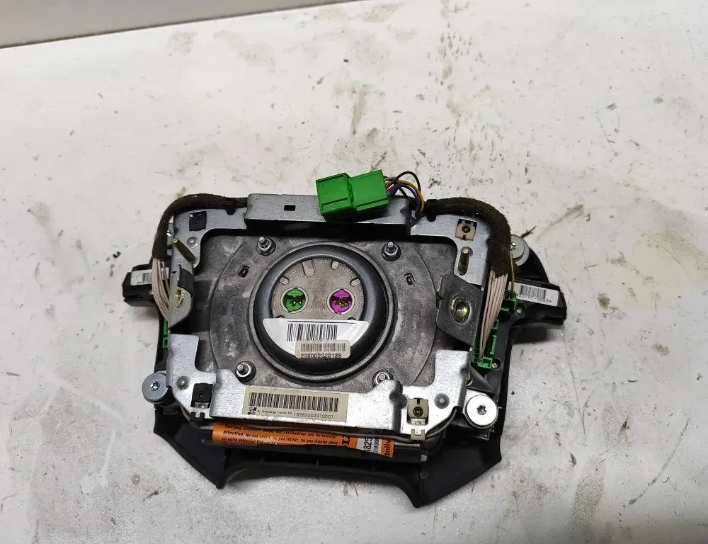 VOLVO V70 2 generation (2000-2008) Подушка безопасности руля 9141894 35889957