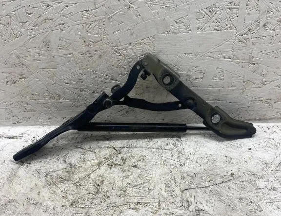 BMW 3 Series E90/E91/E92/E93 (2004-2013) Left Side Bootlid Hinge 706062807 33467586
