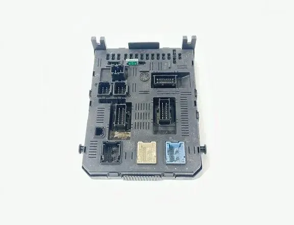 PEUGEOT 3008 2 generation (2017-2023) Comfort Control Unit 9658158480 33469309