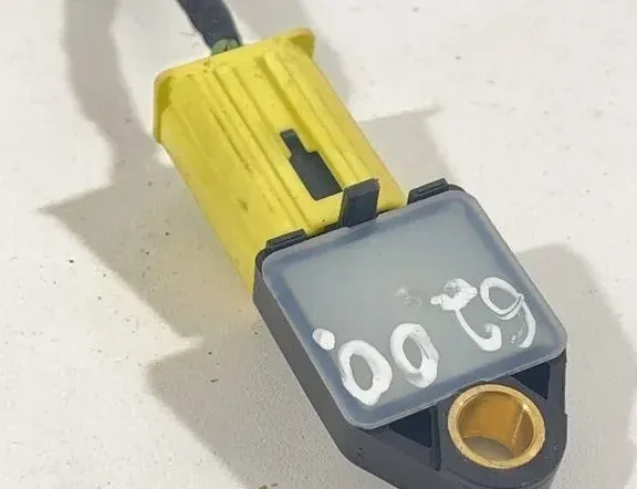 JEEP Compass 1 generation (2006-2015) Датчик удара передний левый P6805616AA 33471468