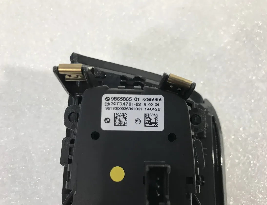 MINI Countryman 2 generation (F60) (2016-2024) Headlight Switch Control Unit 9865865 12742489