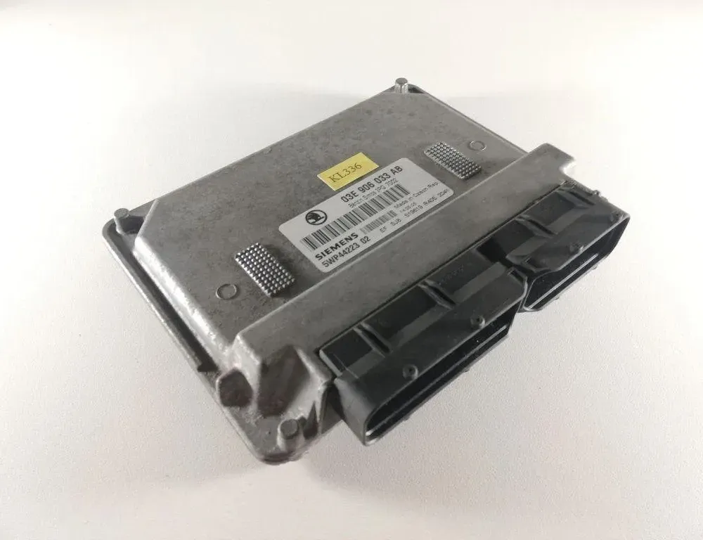 SKODA Fabia 1 generation  (2004-2007) Engine Control Unit ECU 03E906033AB,KL336 31908507