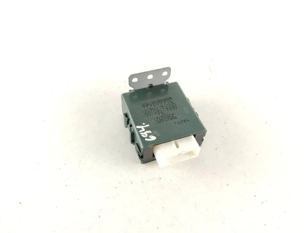 LEXUS RX 2 generation (2003-2009) Central locking control unit 8597048020 31919055