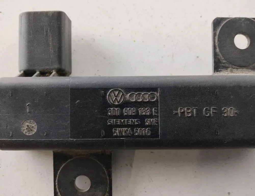 PORSCHE Cayenne 955 (2002-2010) Keyless Entry Antenna 3D0909133E 31921894