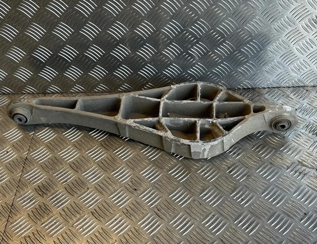 VOLVO XC70 2 generation (2000-2007) Rear Left Arm 6G915B718BAA 28575723