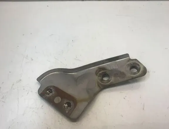 IVECO Daily 6 generation (2014-2019) Exhaust Hanger Bracket 5801894042 34765229
