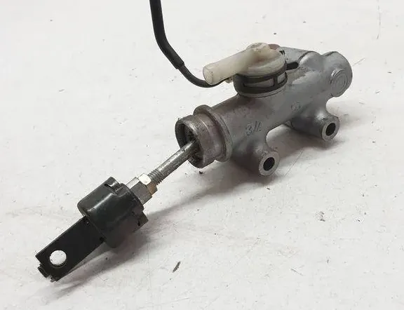 LEXUS IS XE20 (2005-2013) Clutch Cylinder 36328794