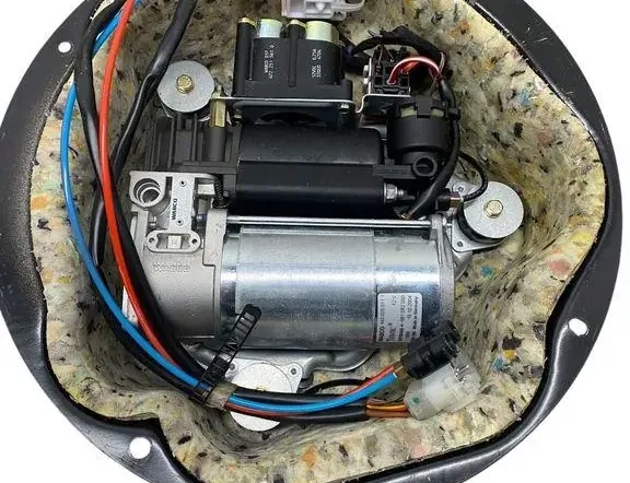 BMW X5 E53 (1999-2006) Suspension Compressor 443020011 36334248