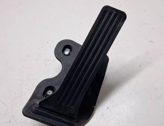 MAZDA 6 GJ (2012-2024) Педаль газа GHK341600A 36304704