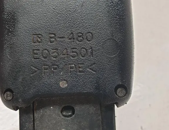 LEXUS IS XE20 (2005-2013) Front Right Seat Buckle E034501 36328986