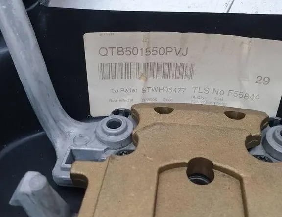 LAND ROVER Range Rover Sport 1 generation (2005-2013) Руль QTB501550PVJ,STWH05477 36328168