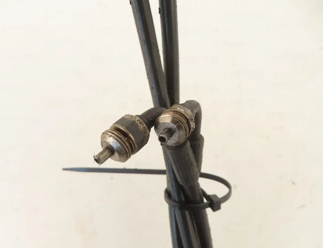 VOLVO TGS (2007-present) Шланг подъема кабины 34236020