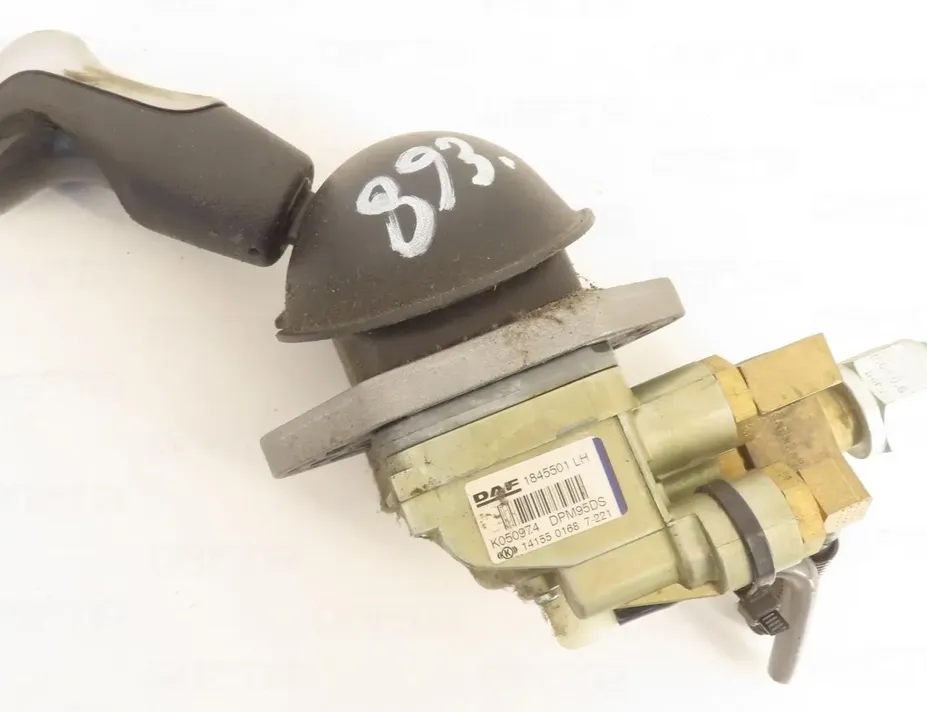 DAF XF (2012-present) Кран ручного тормоза 1845501 28345484