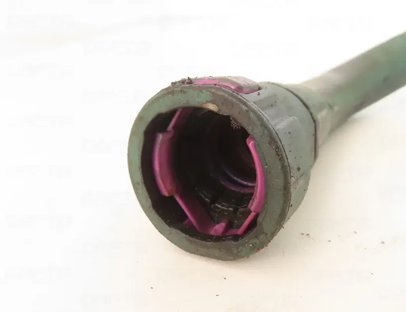 VOLVO FH II (2012-present) Coolant tube 33929073