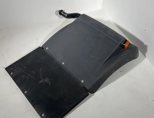 MAN TGX (2007-present) Rear Right Inner Fender 254069609 26005109