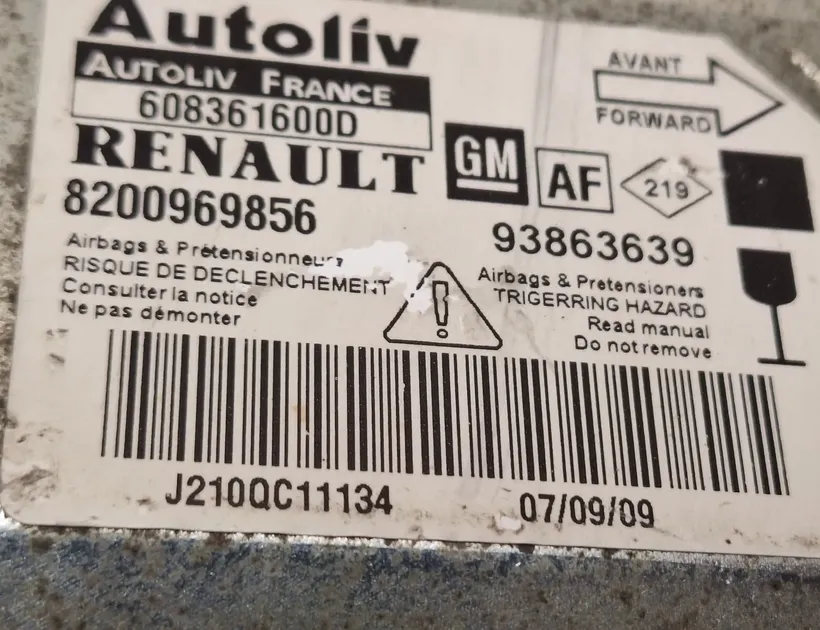 OPEL Vivaro A (2002-2006) SRS Control Unit 93863639,8200969856,608361600D 33456876