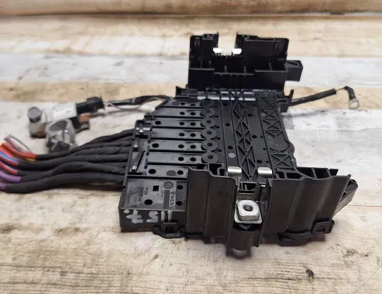 VOLVO V40 Cross Country 1 generation (2012-2020) Распределительная коробка 306591923 34018485