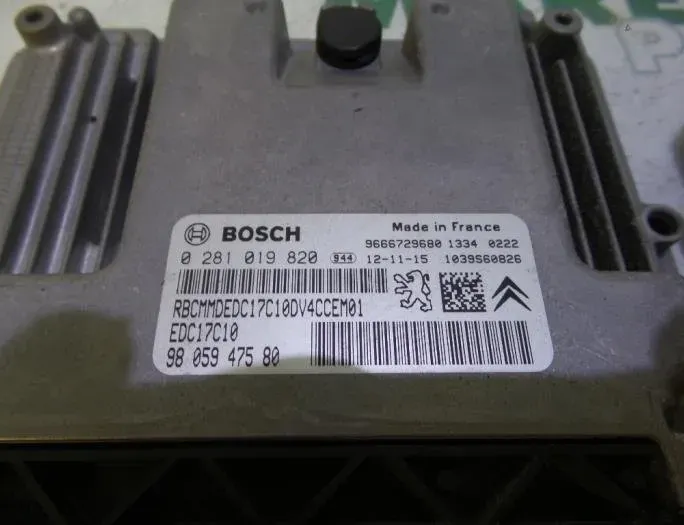 CITROËN DS3 1 generation (2010-2015) Engine Control Unit ECU 0281019820,9805947580,194489,0000194489,1608842080,657077,6580YJ,9666729680 27416837