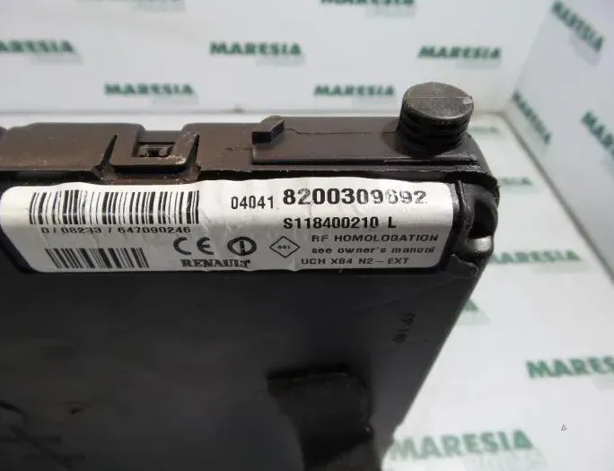 RENAULT Scenic 2 generation (2003-2010) Engine Control Unit ECU 8200334419,8200374152,7711497052,81920589CXG 27654895